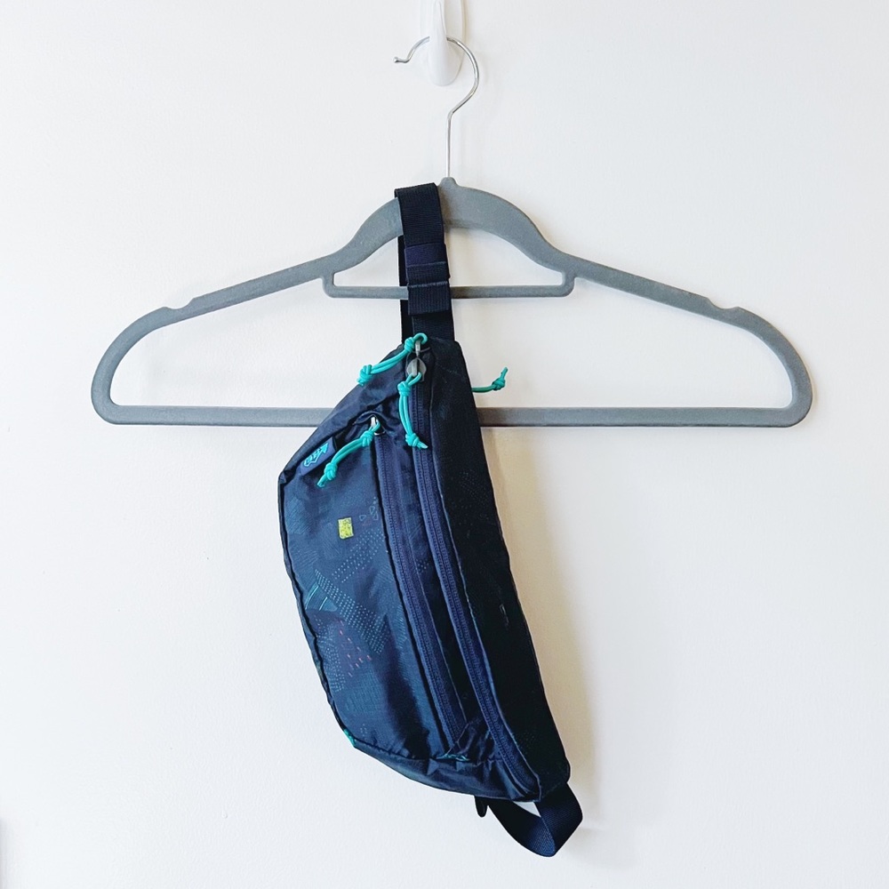REI trail 2 print waist pack bum bag navy teal
